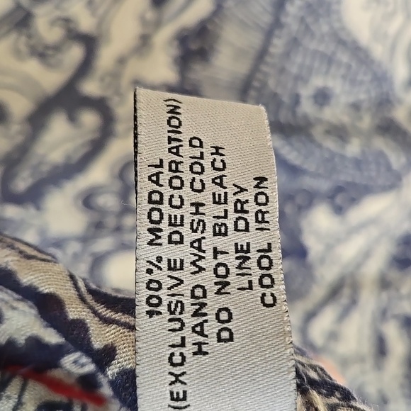 Lucky Brand Navy and Cream Scarf - Picture 6 of 13